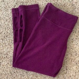 Soma Sport Yoga Keyhole Leggings